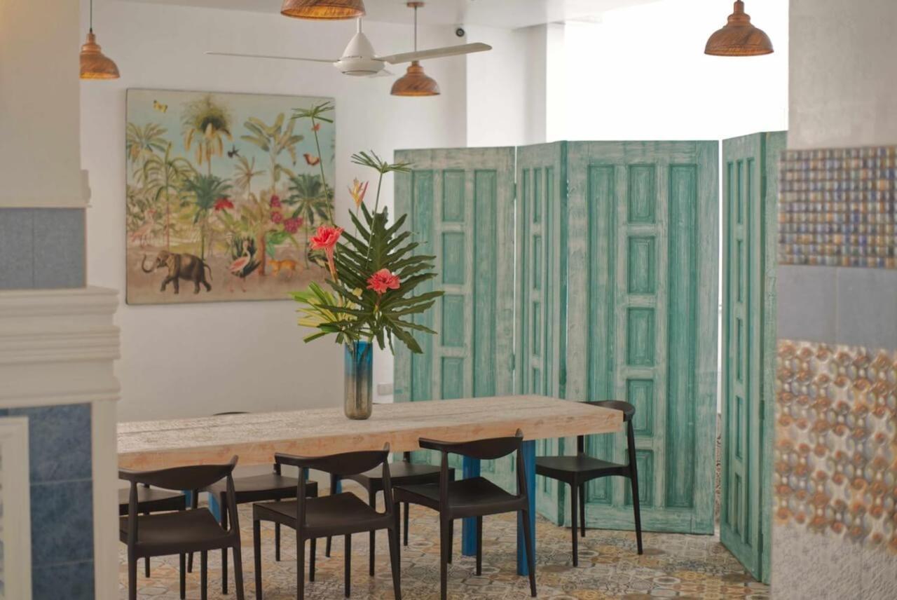 1001 Nights Boutique Inn Кагаян де Оро Екстериор снимка