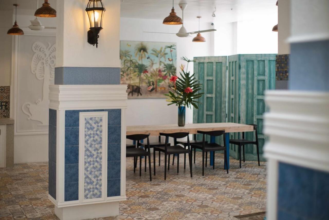 1001 Nights Boutique Inn Кагаян де Оро Екстериор снимка