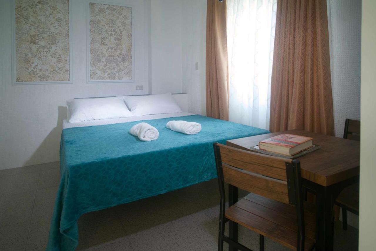 1001 Nights Boutique Inn Кагаян де Оро Екстериор снимка